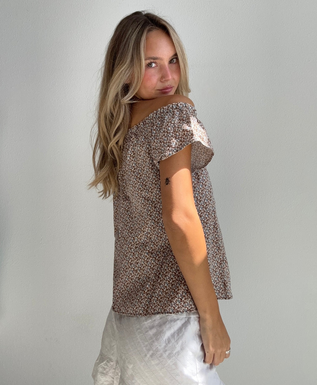 Brown Ditsy Off Shoulder Top (Small)