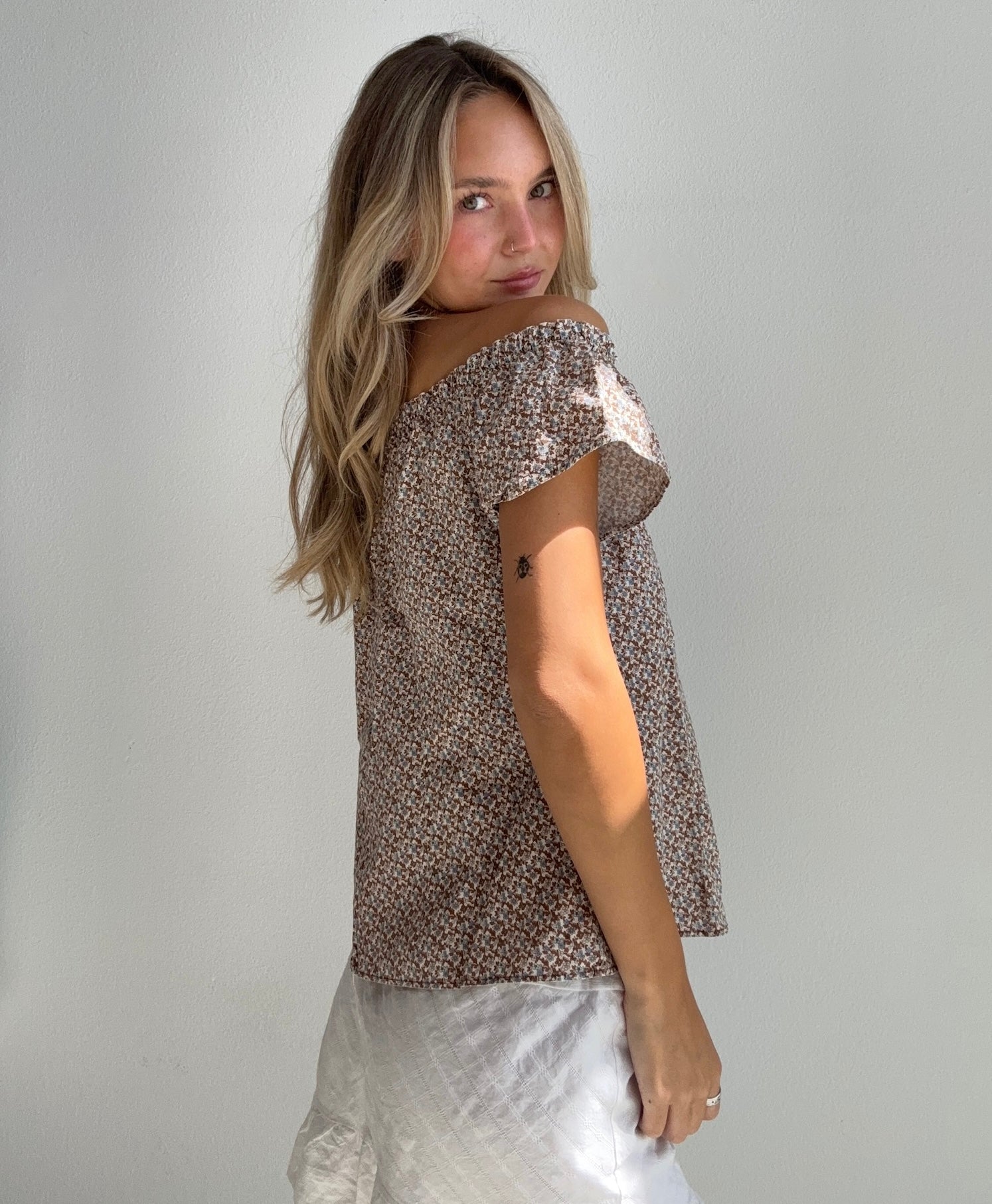 Brown Ditsy Off Shoulder Top (Small)