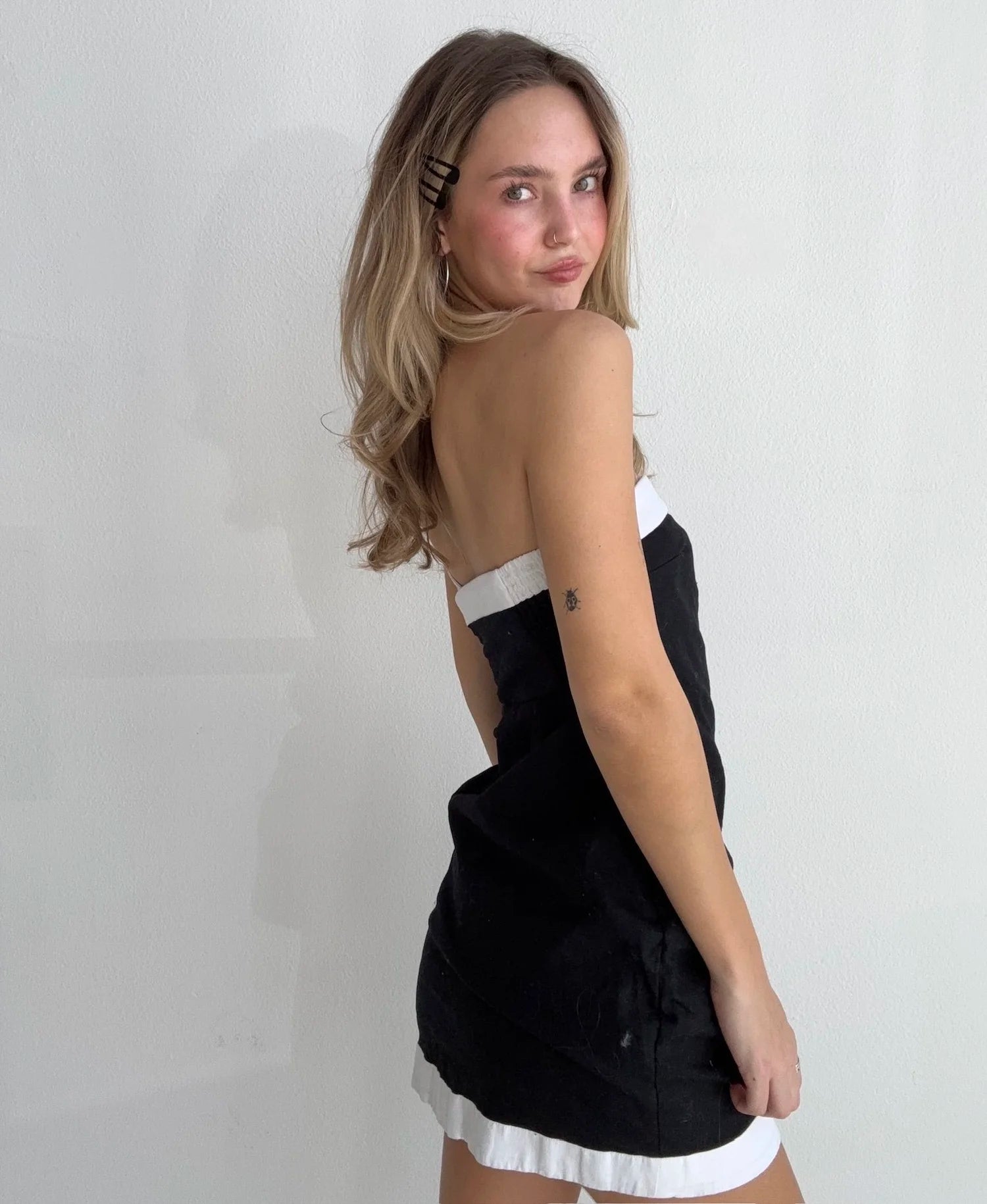 Abercrombie & Fitch Black Dress (Small)