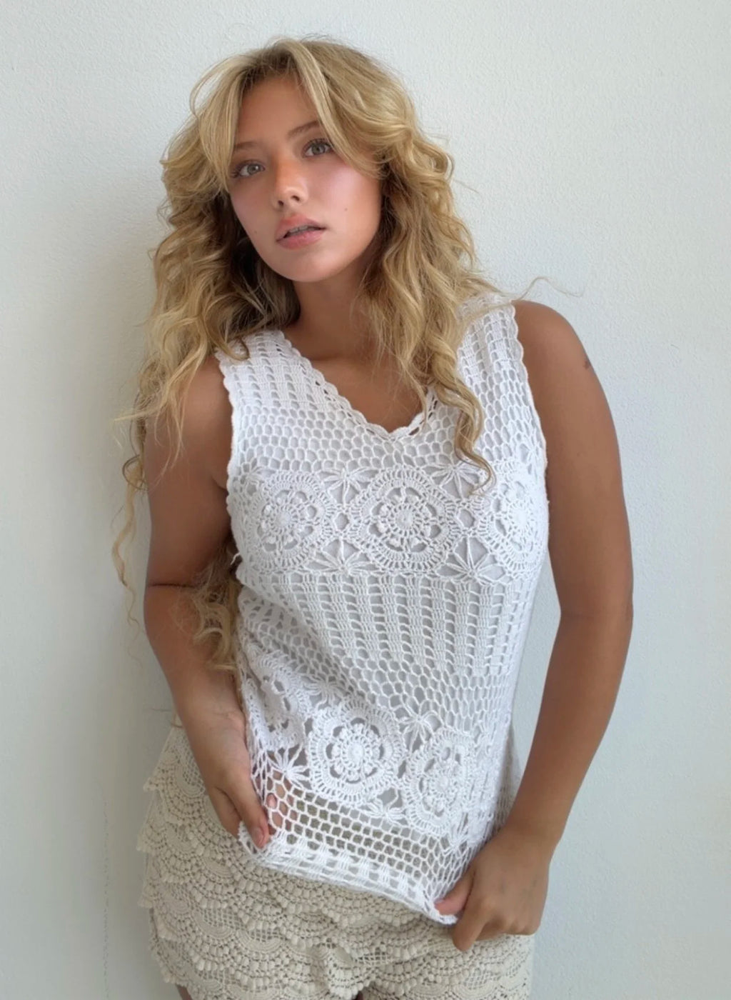 Ivory Crochet Tank Top (Medium)