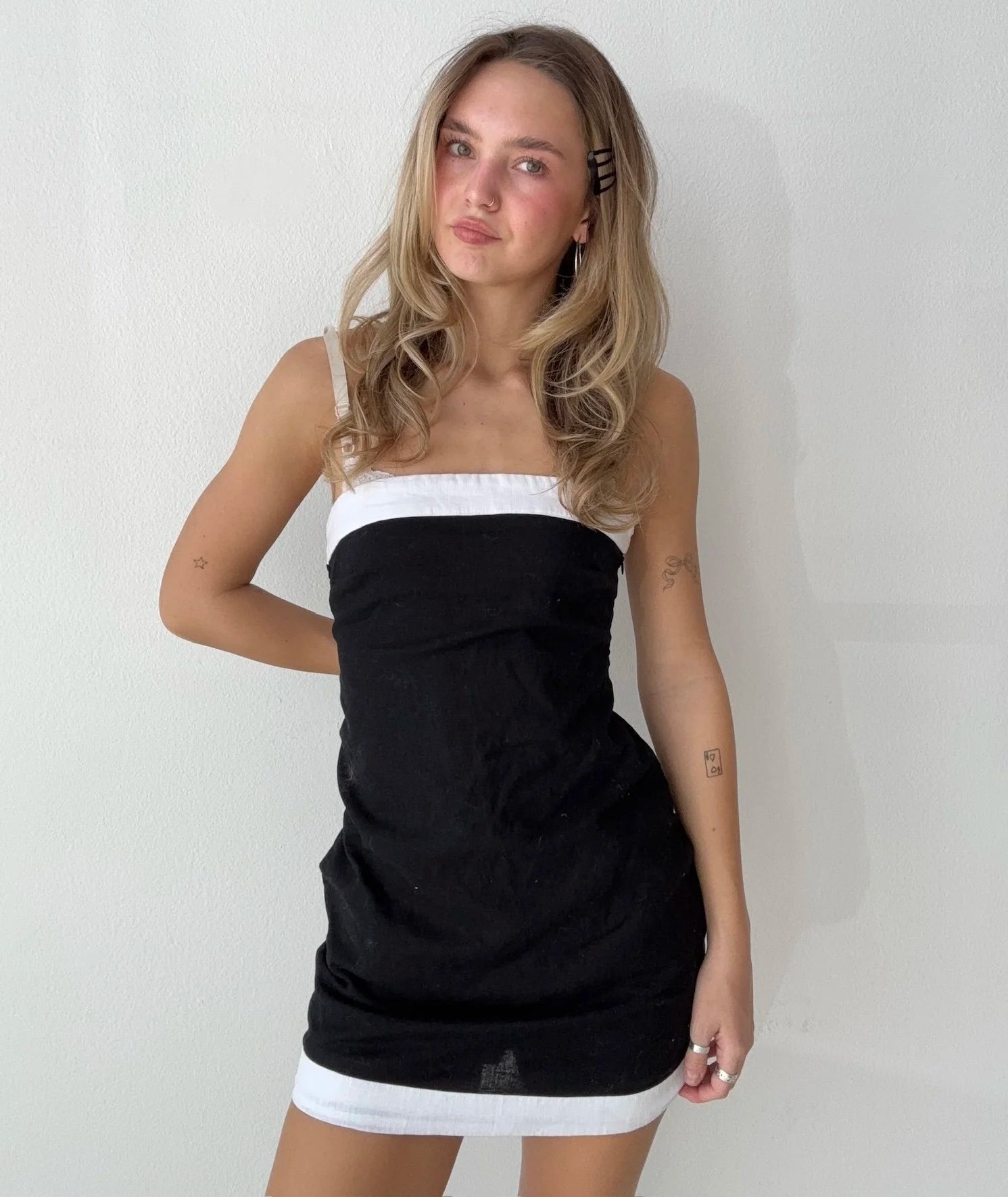 Abercrombie & Fitch Black Dress (Small)