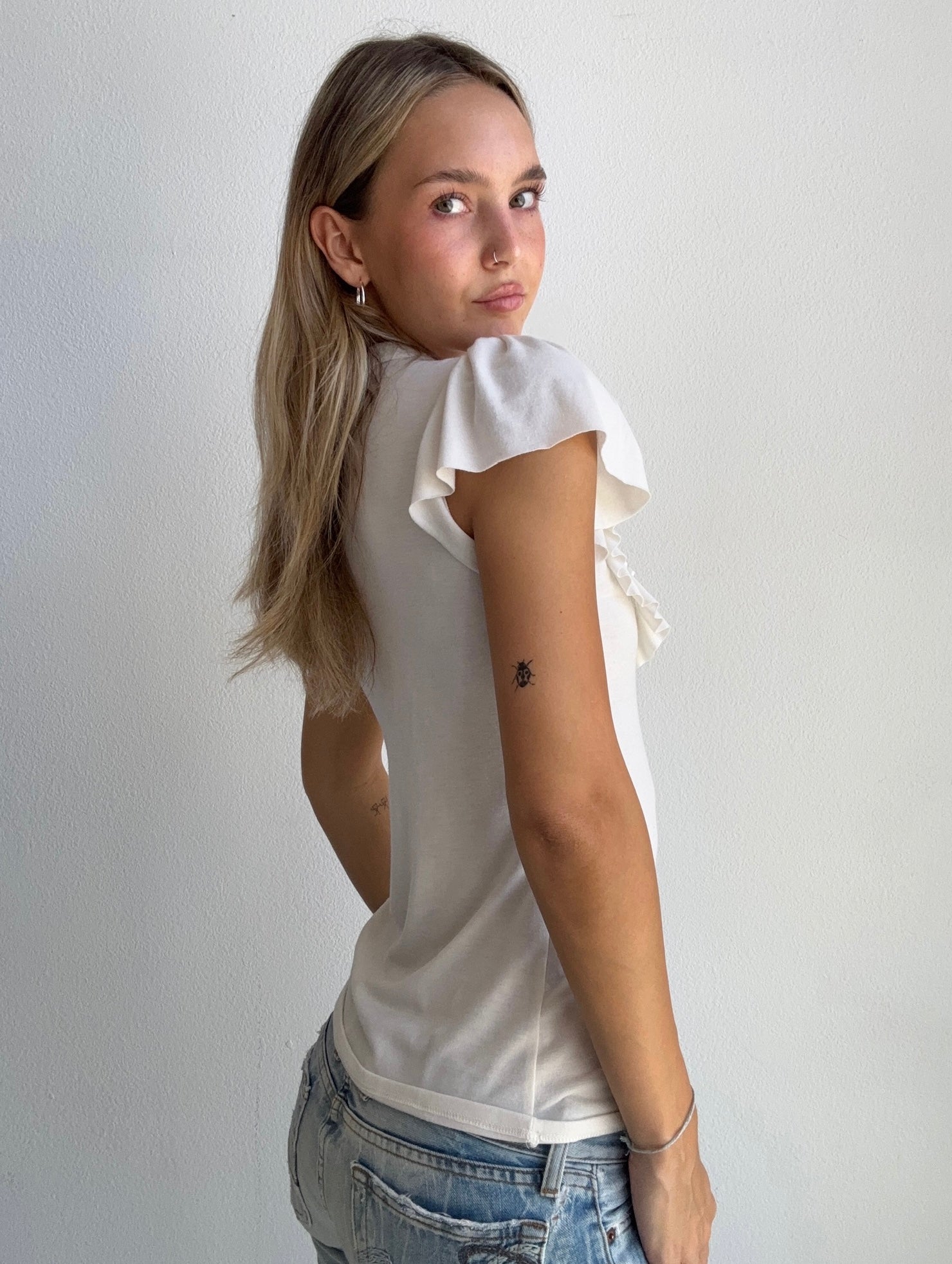 Ivory Ruffle Keyhole Top (Small)