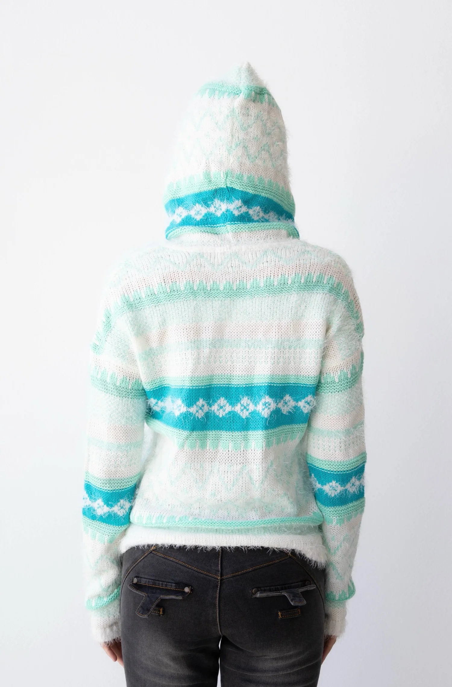 Fuzzy 2000’s Sweater (Medium)